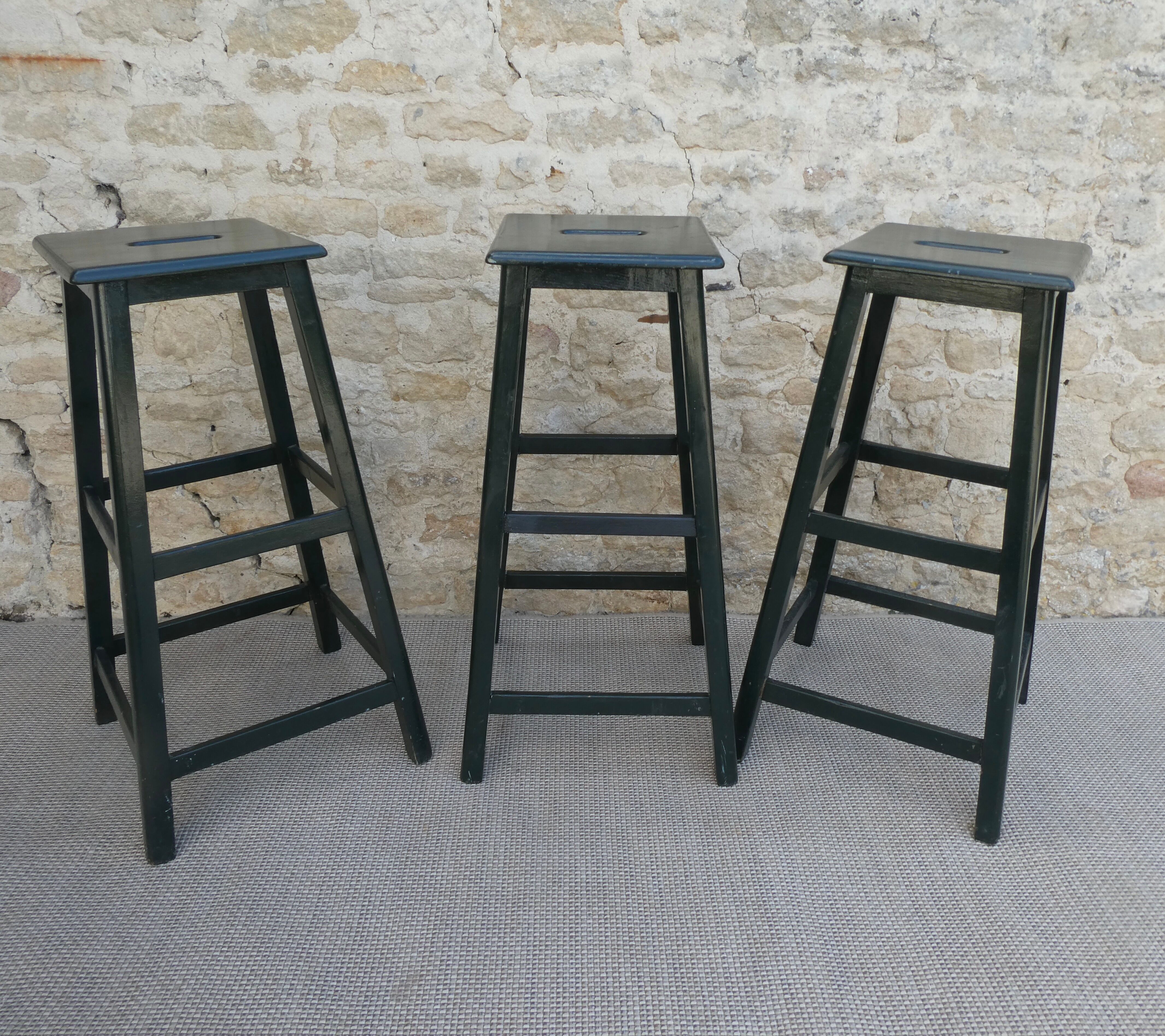 3 high bar stools, wooden, handle