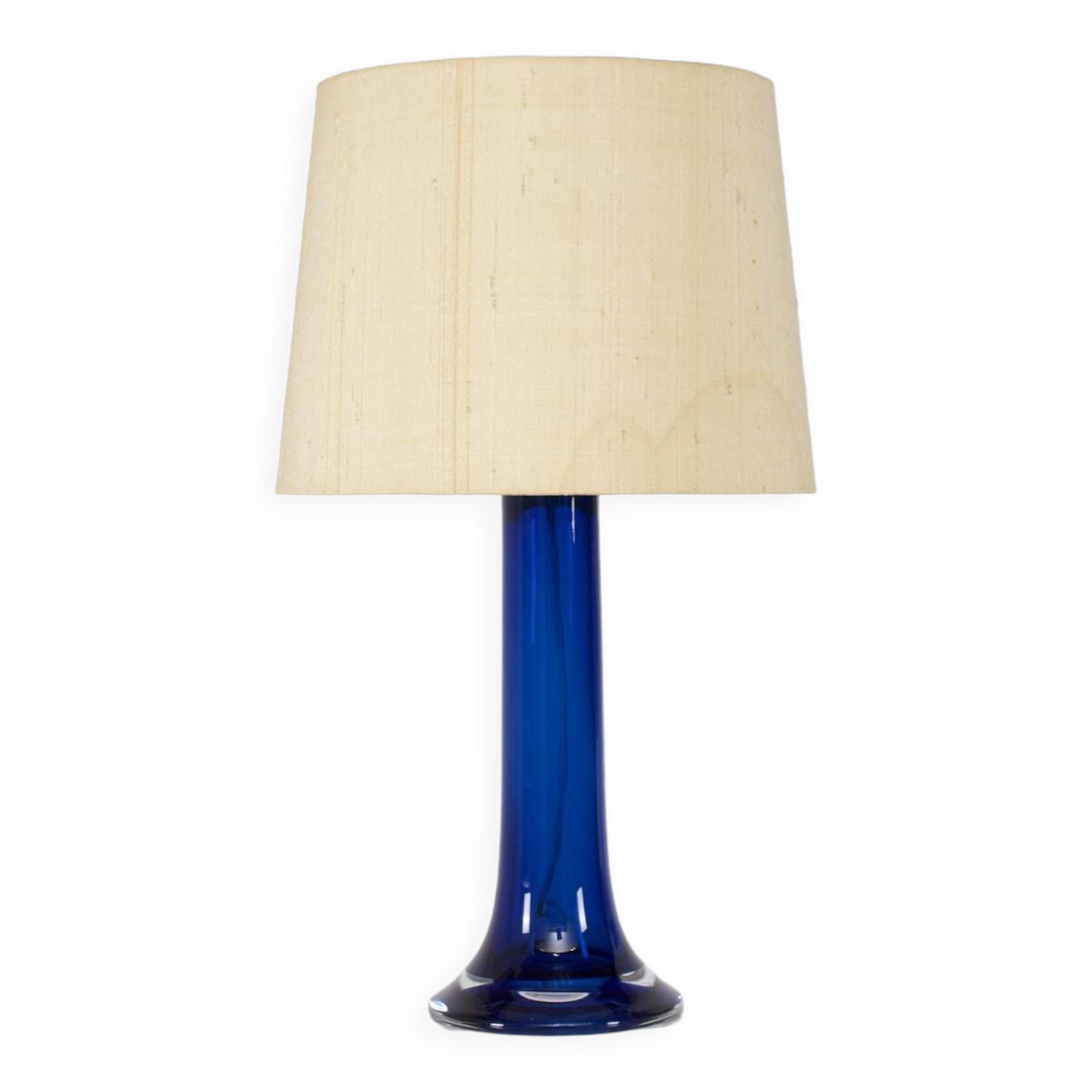 Lampe en cristal bleu cobalt Luxus Vittsjö Sweden.