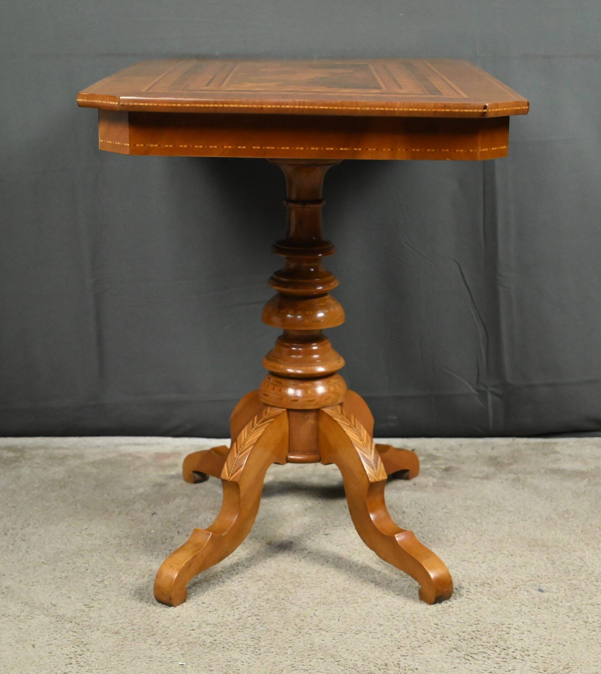 Living room table in cherry and walnut, Restoration style – late 19th century