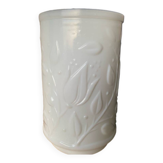 Grand vase blanc opaline