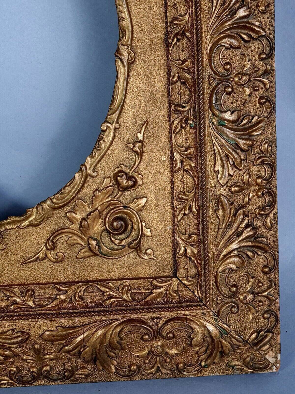 Old frame view rectangle or oval wood gilded stucco 58x48 cm SB108