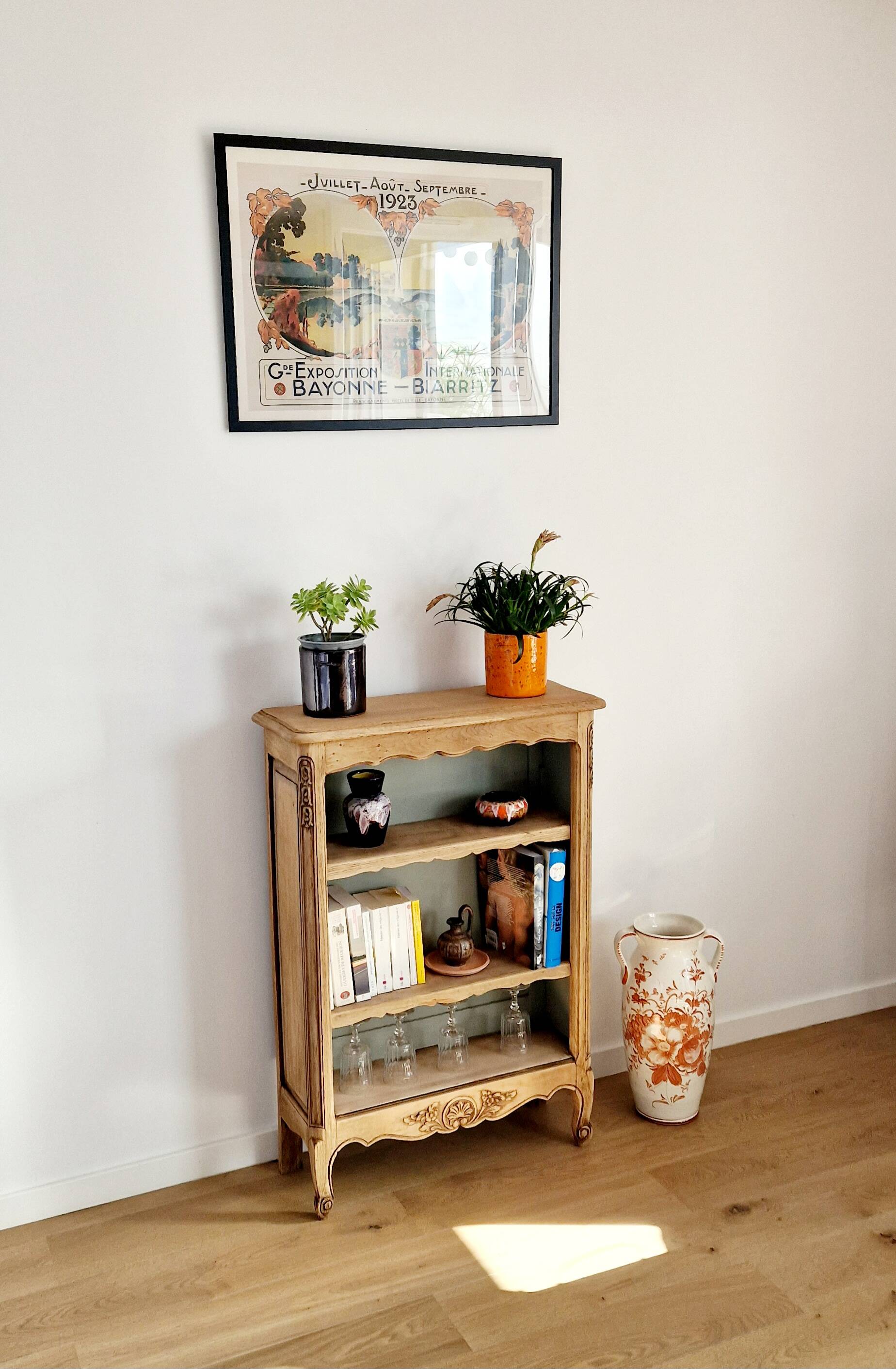 Bibus vintage oak bookcase