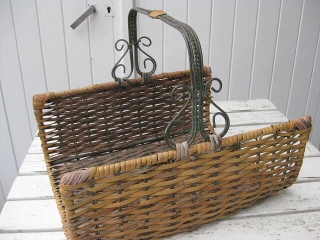 Porte revues et journeaux vintage années 50-60.