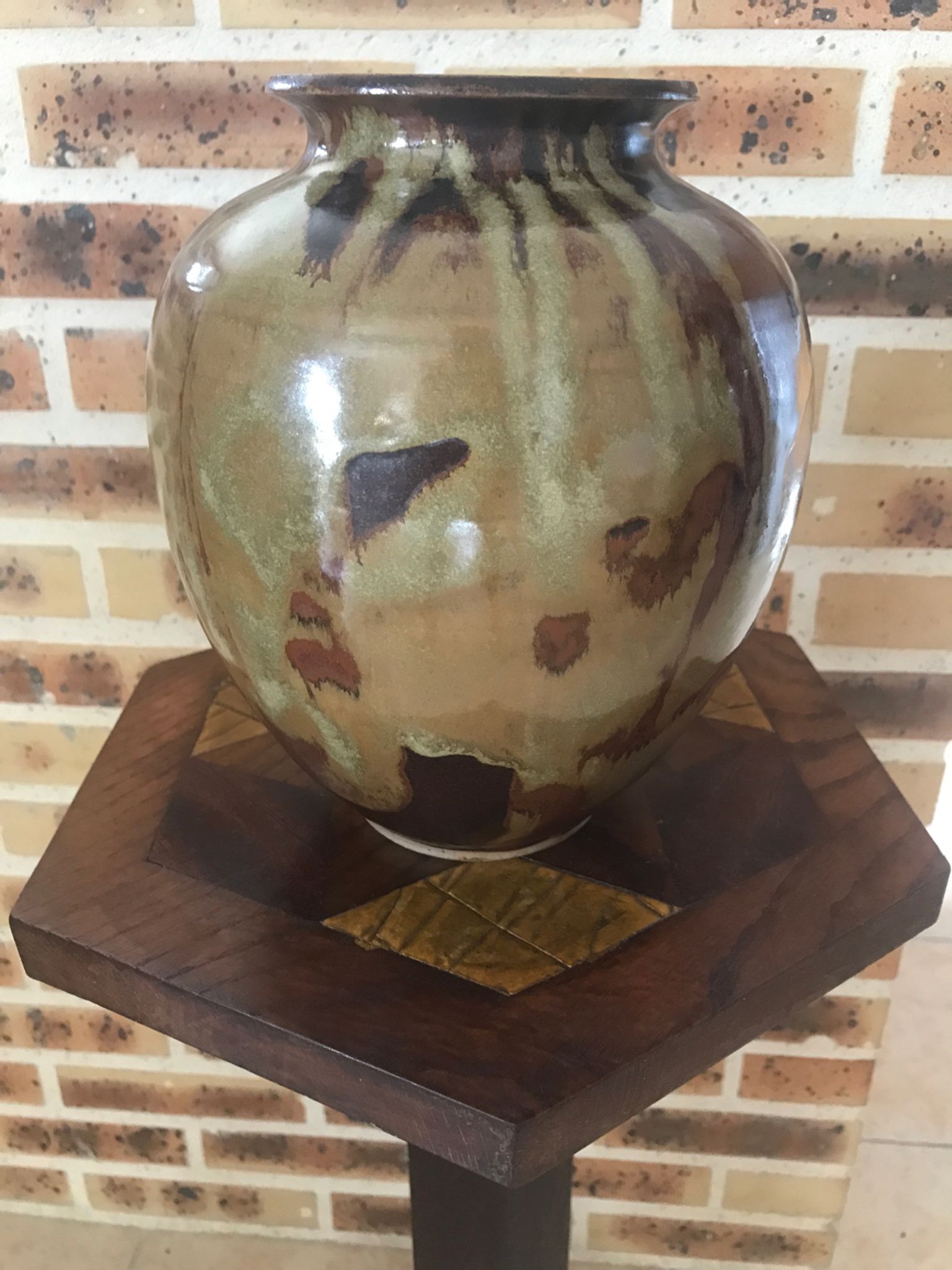 Ceramic vase signed capon