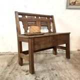 Banc ancien en châtaignier