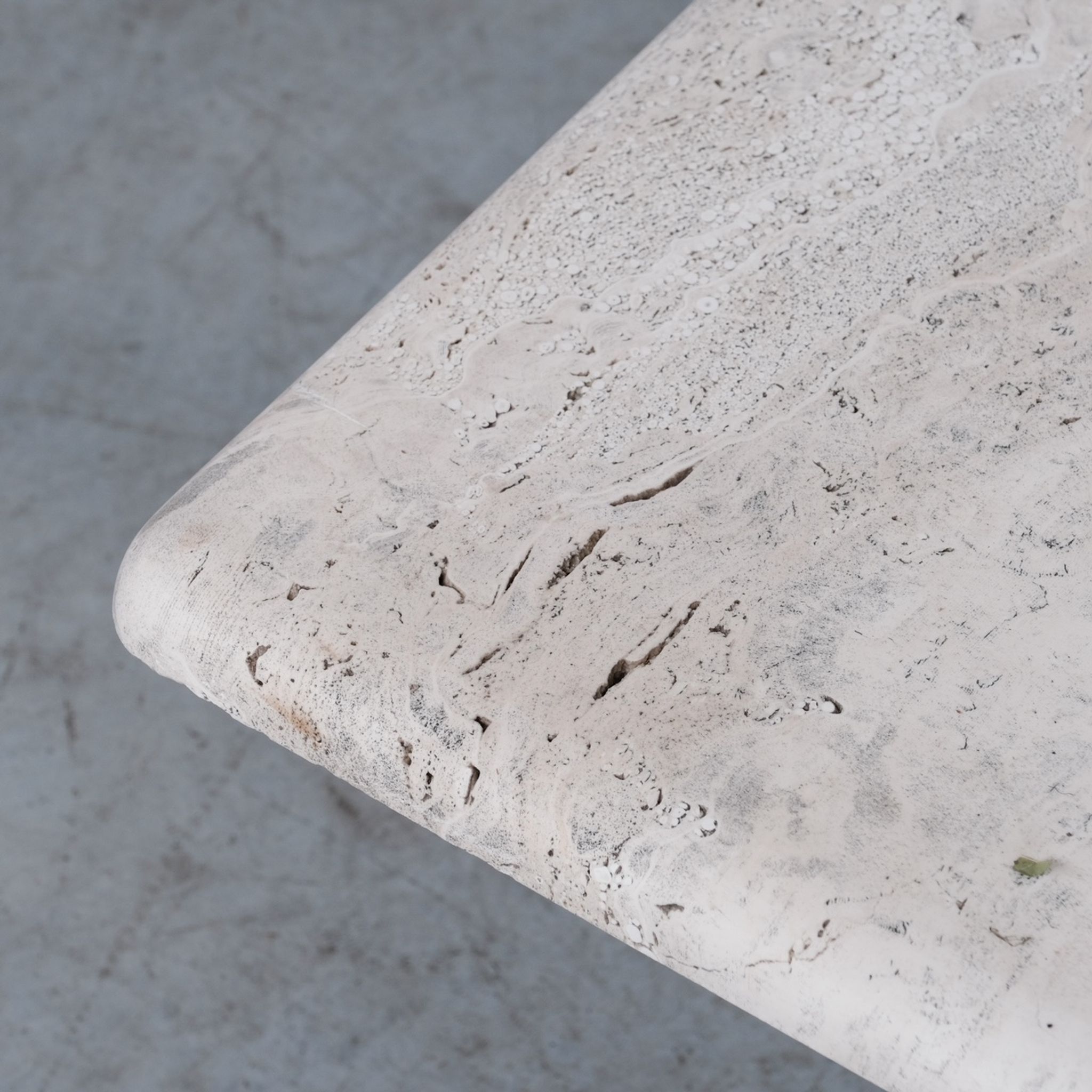 Table basse italienne du milieu du siècle