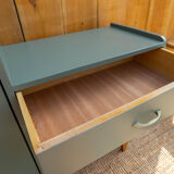 Asymmetrical cabinet