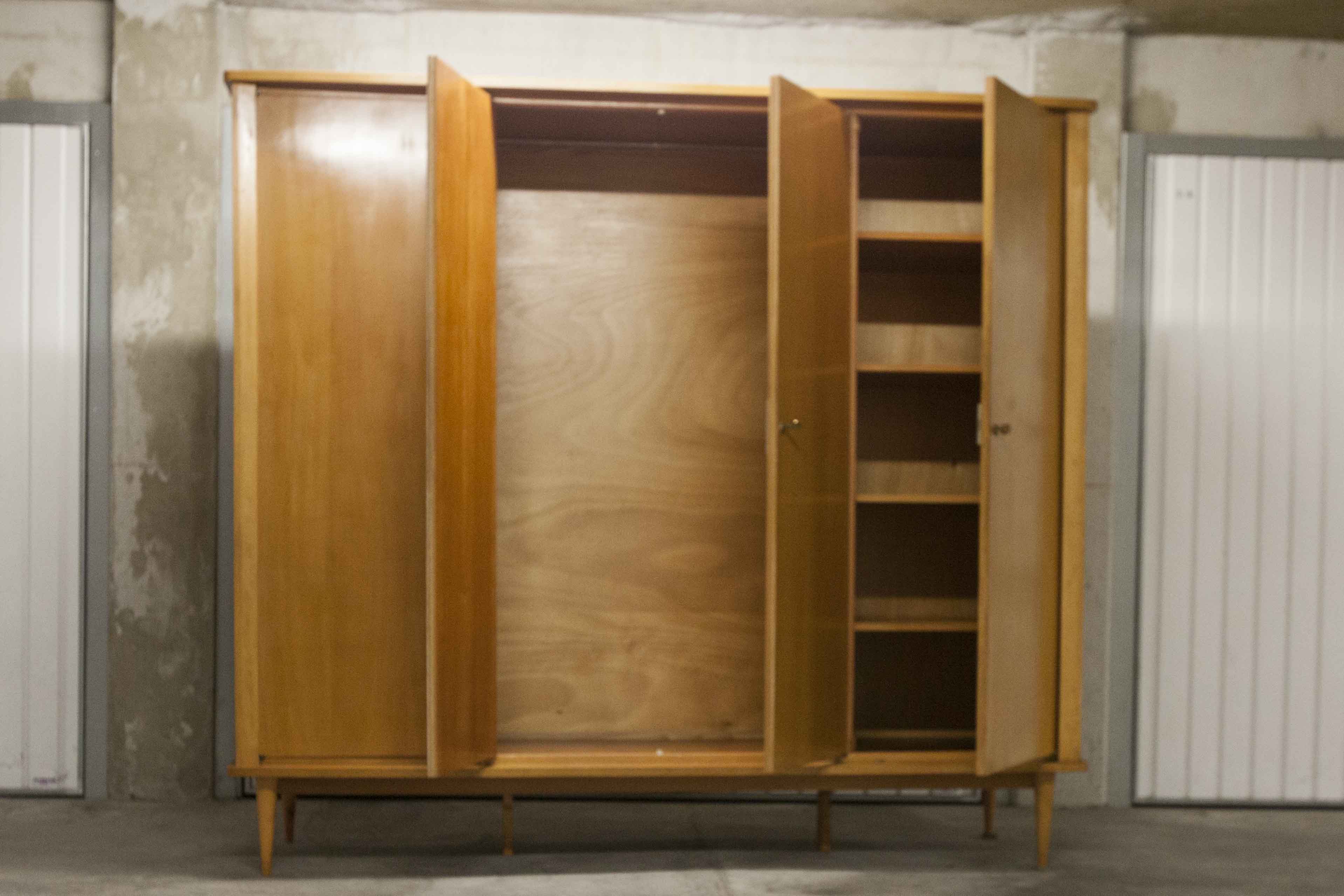 Scandinavian wardrobe 1960 honey color 4 doors L 205 cm