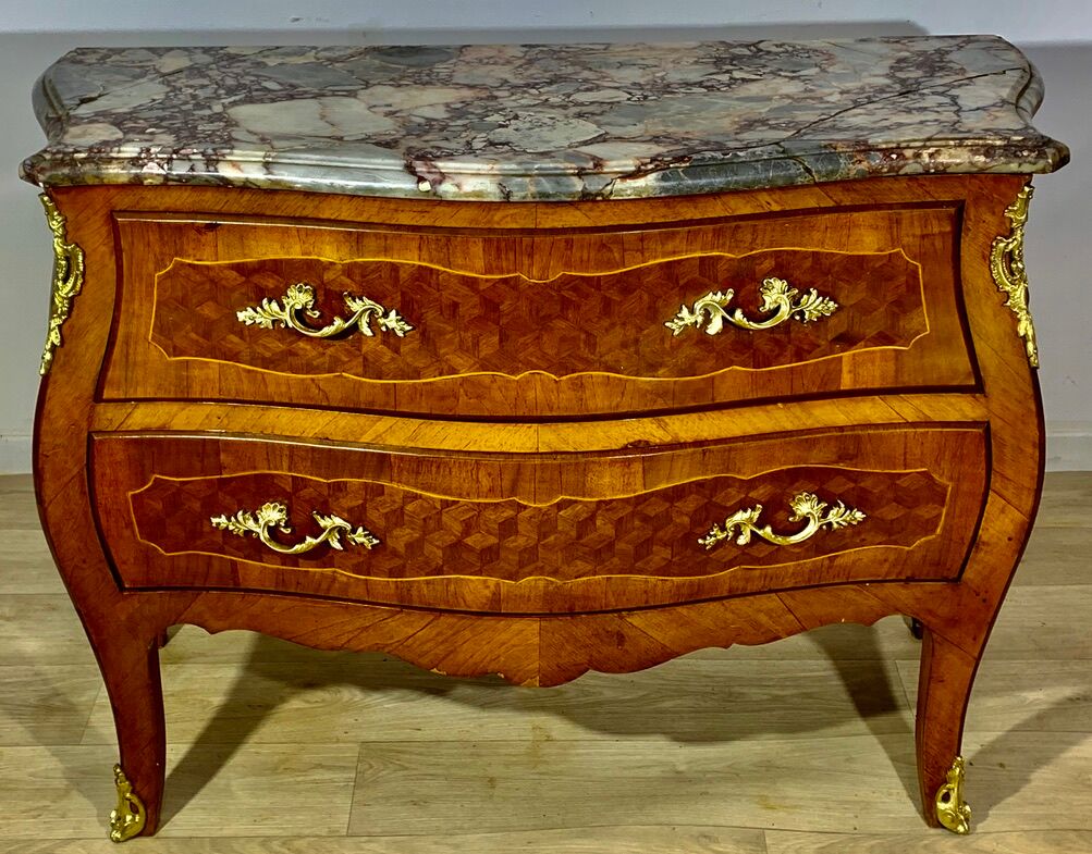 Louis XV style chest of drawers, precious wood cube marquetry, rosewood, violet wood.