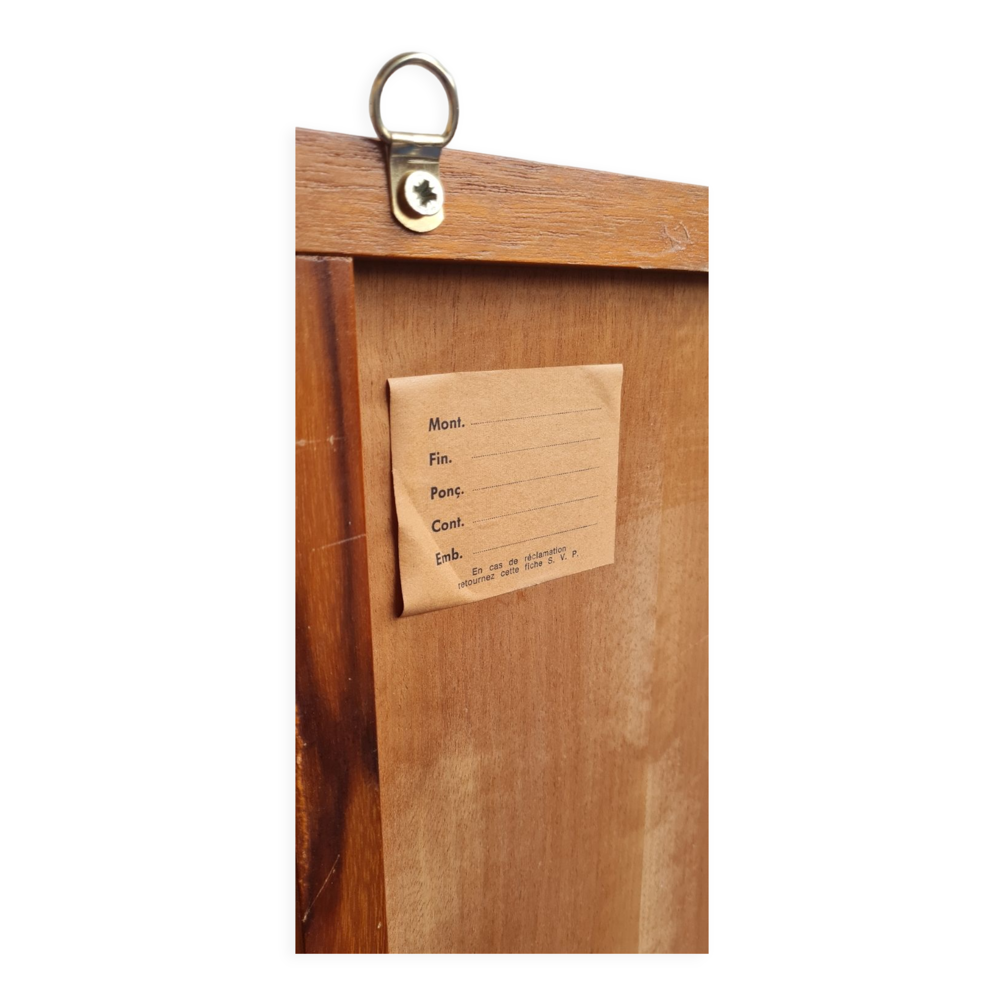 Scandinavian showcase shelf