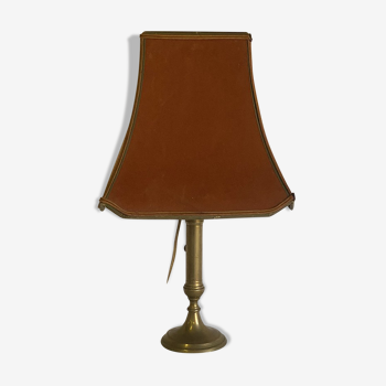 Old lamp in brass and velvet