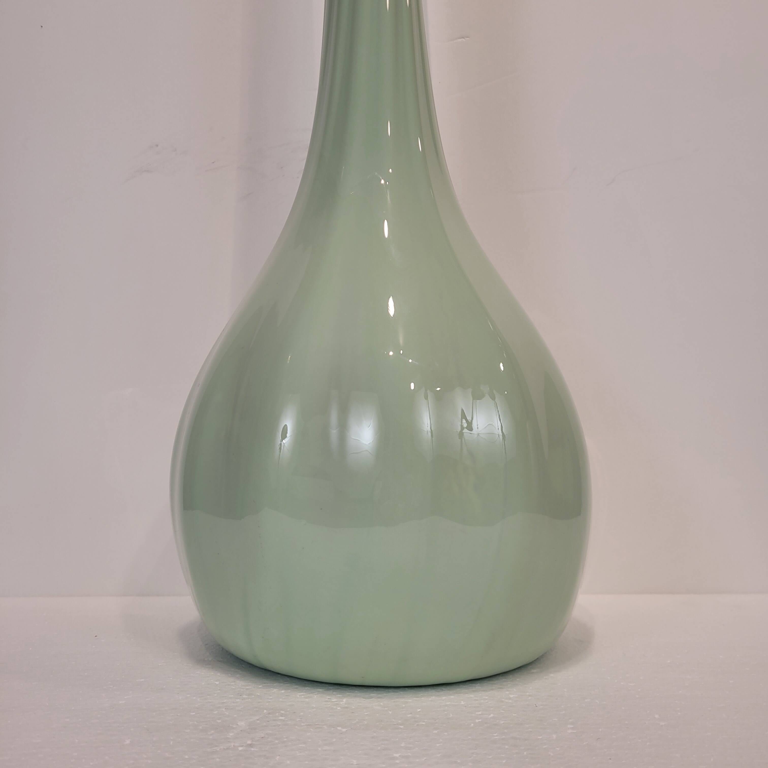 Vase / Verre Soliflore, vert céladon, 70's - France