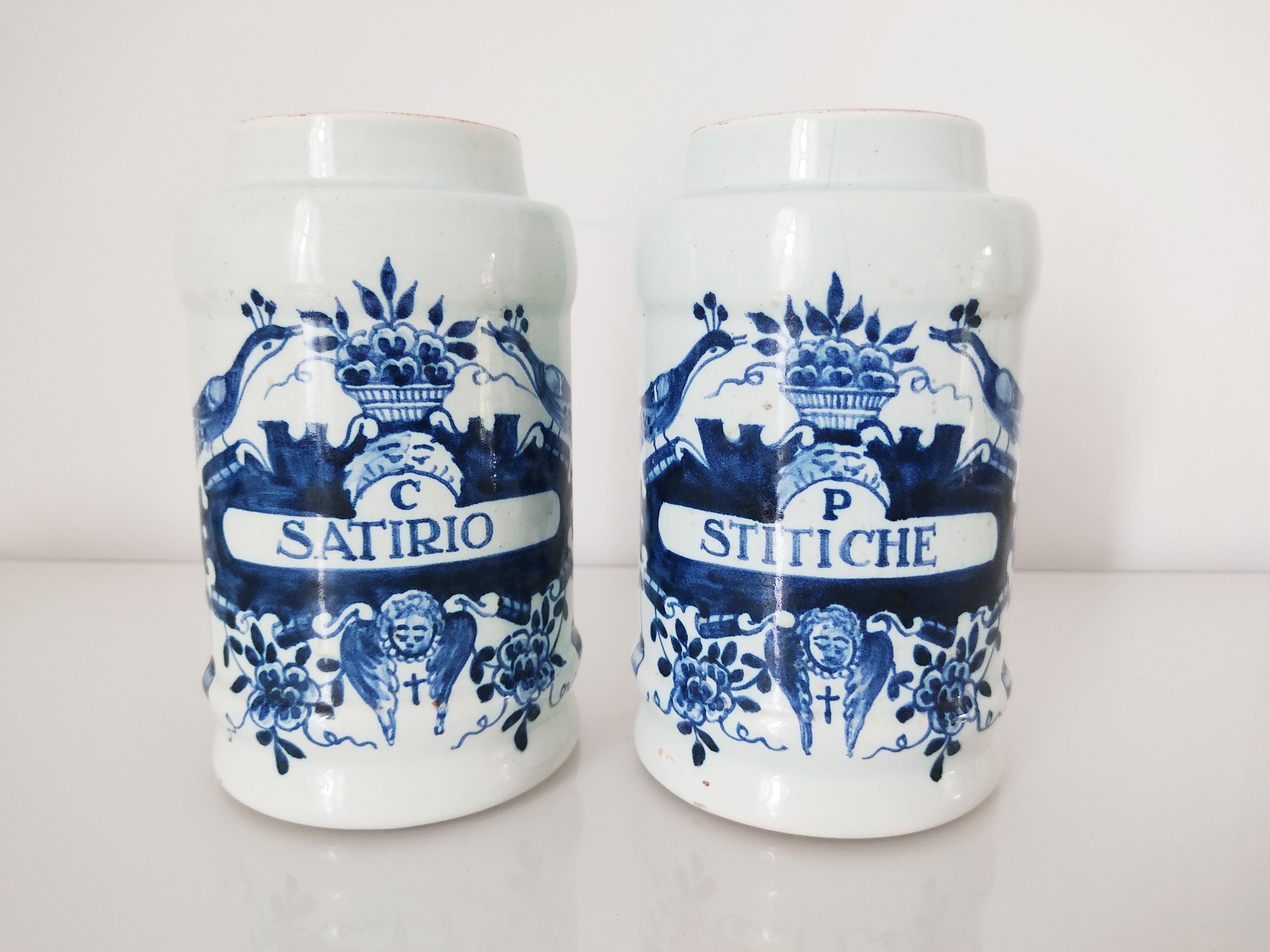Oud Delft set of two pharmacy jars