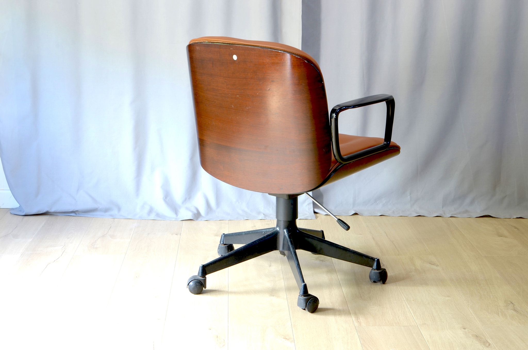 Chair of Ico Parisi for MIM leather cognac and rosewood