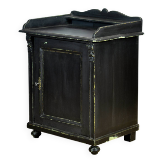 Pine cabinet, circa 1900
