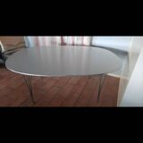 Fritz Hansen Table