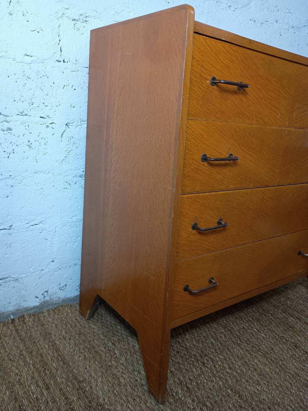 Commode quatre tiroirs année 1960