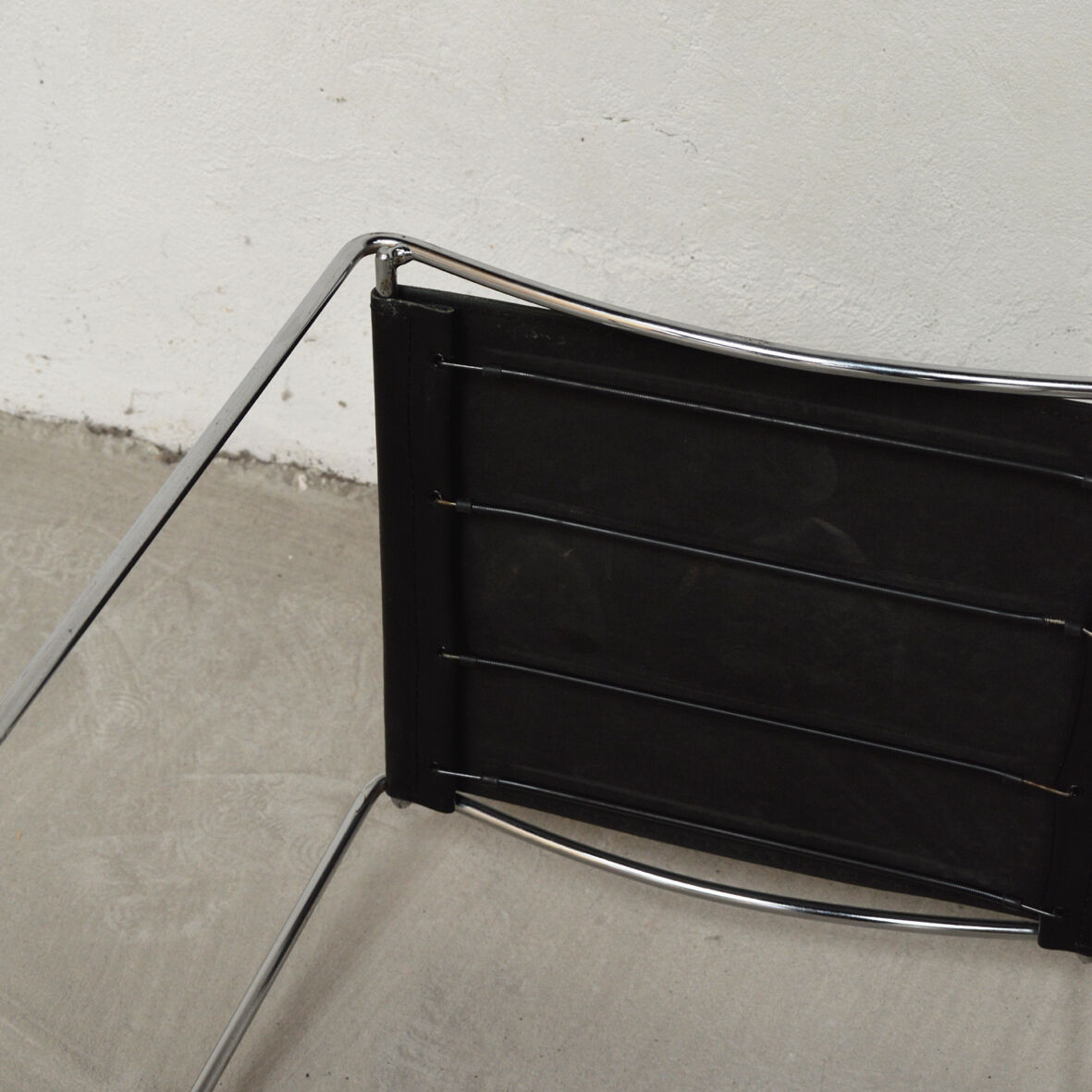 Set of 8 Italian Chairs in leather and steel, 1970