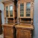 Paire de buffets deux-corps de style Renaissance richement sculp