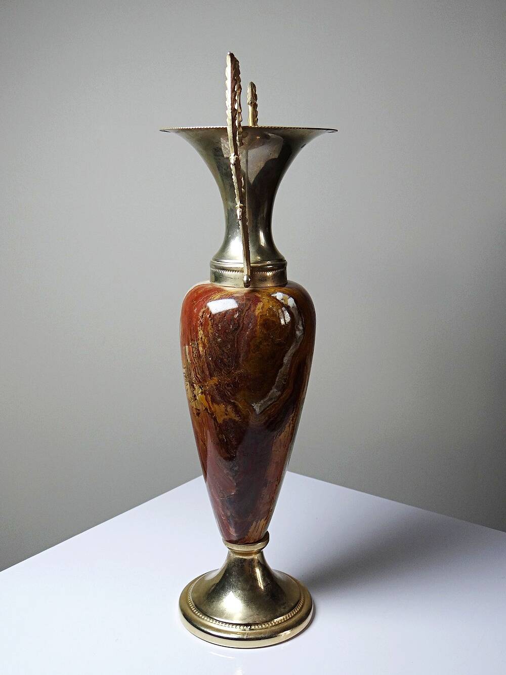 Large decorative onyx and gold metal cassolette, Italy 1960s-70s.