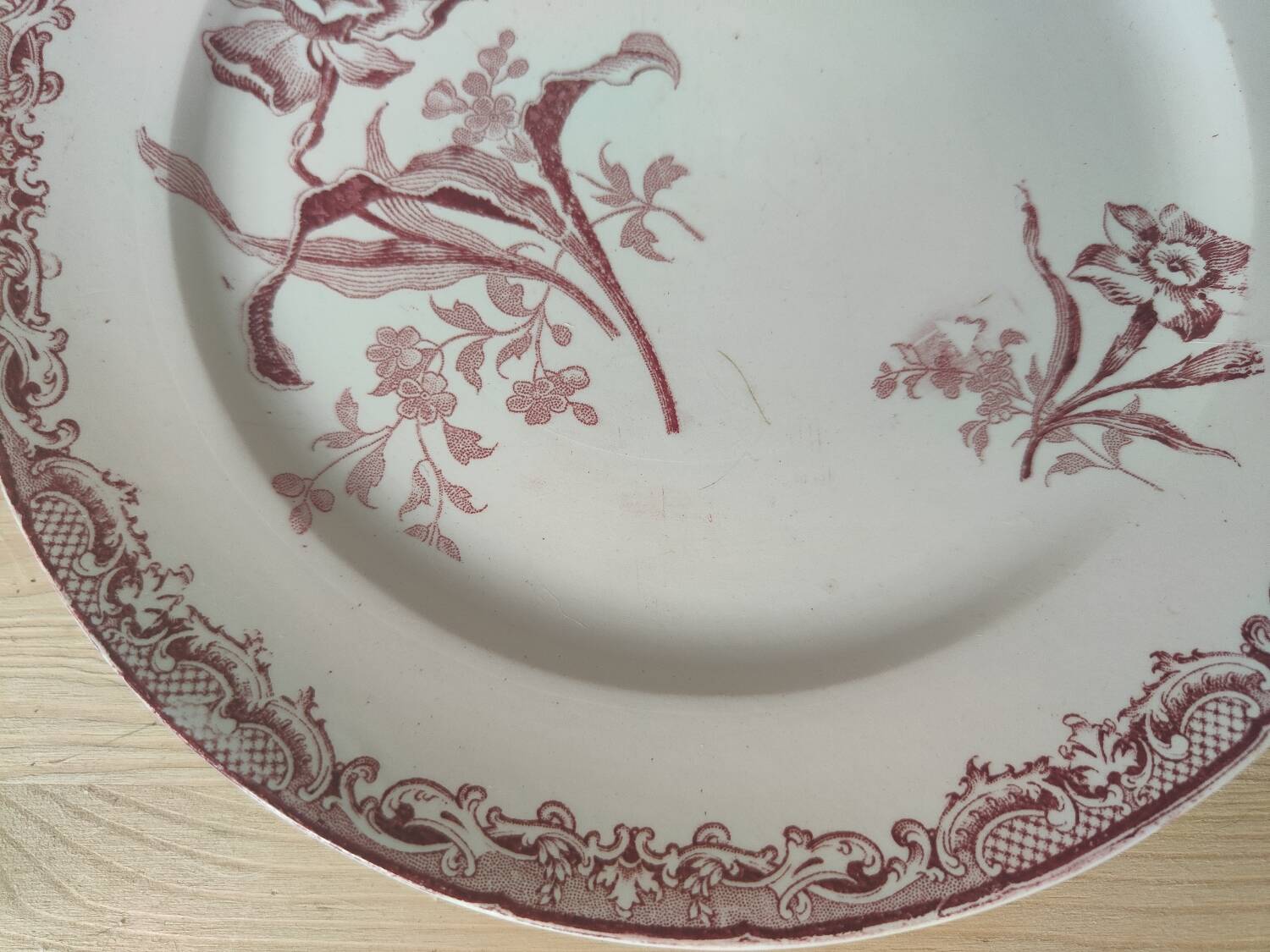 6 assiettes à dessert modèle Fontanges par Sarreguemines