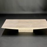 Grande table basse rectangle en travertin de Claude Berraldacci, Années 90.