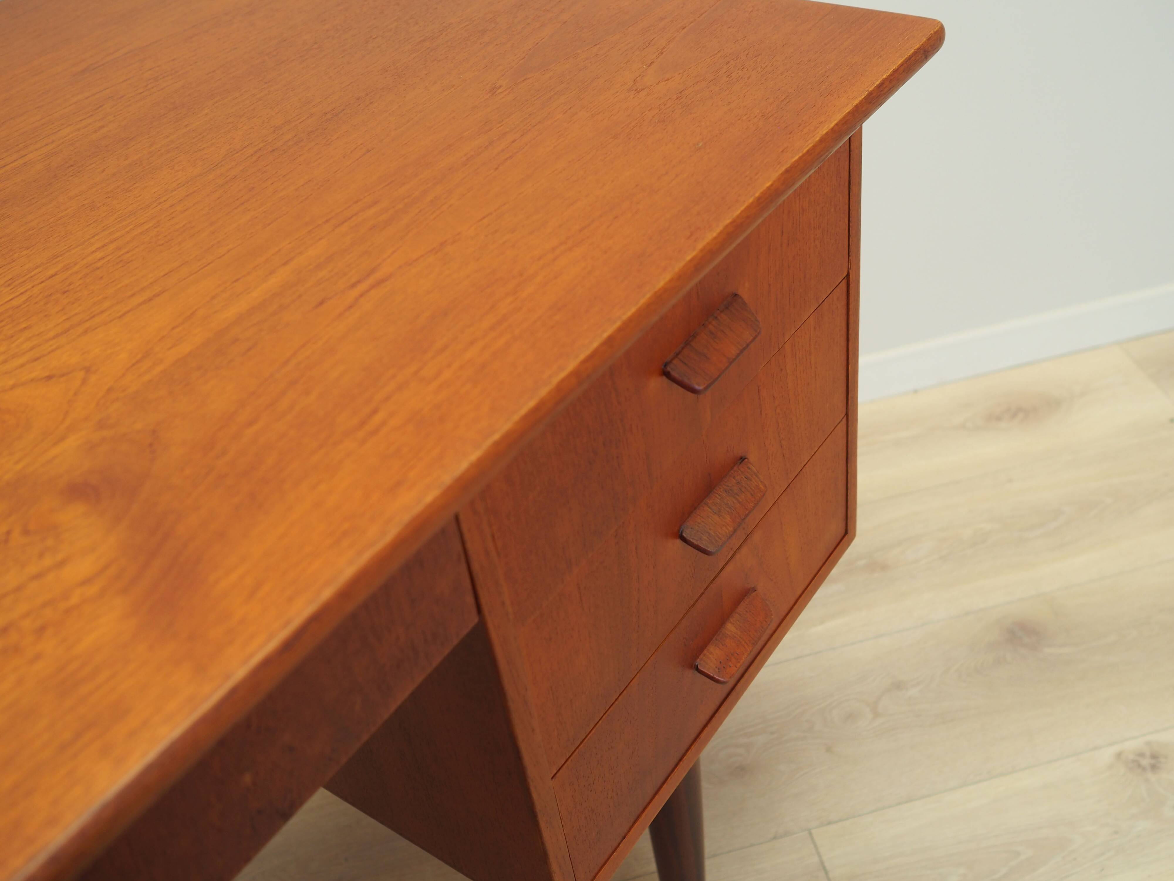 Teak desk, Danish design, 1970s, production: Denmark