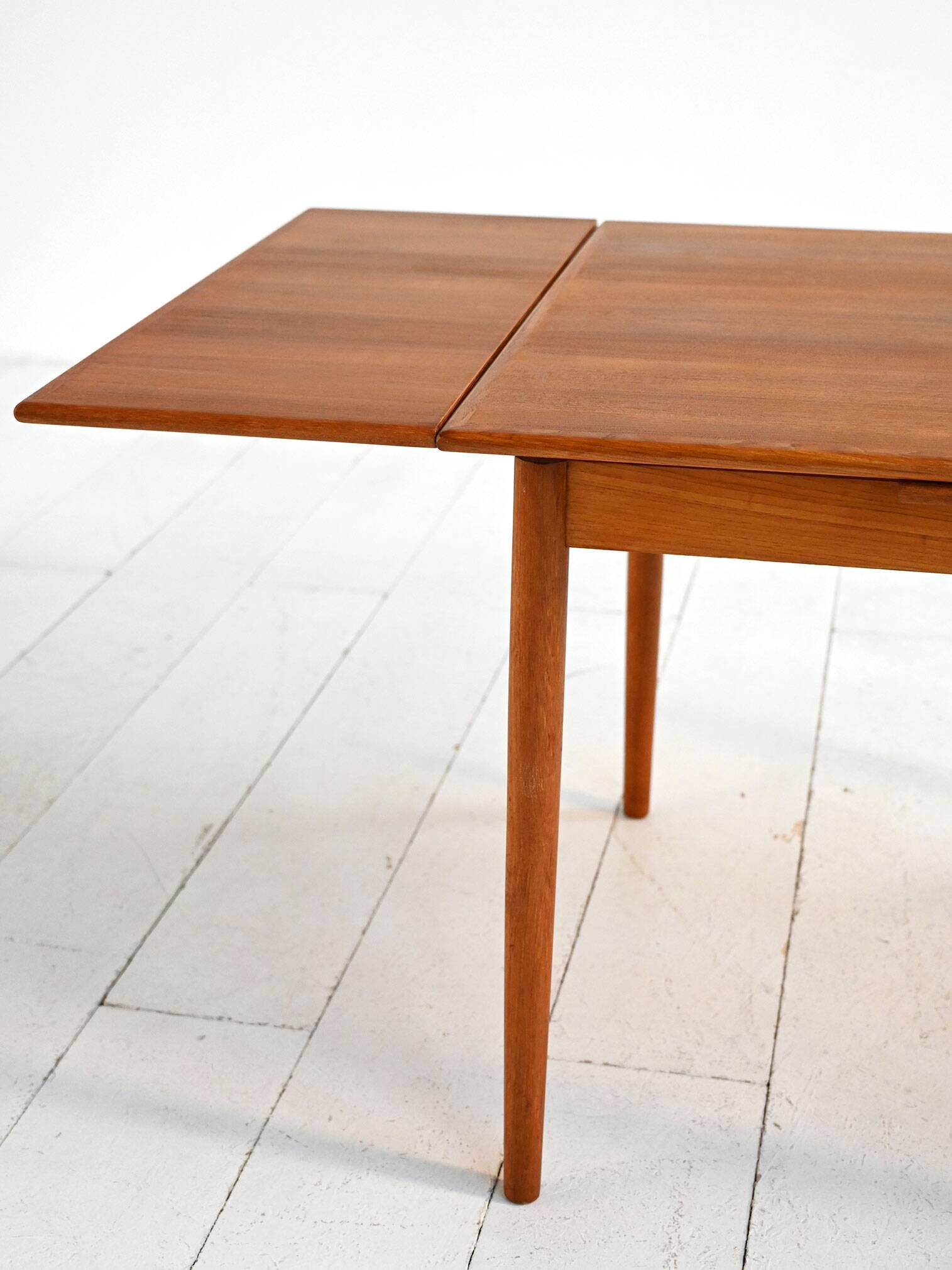 Teak extendable dining table, 1960s