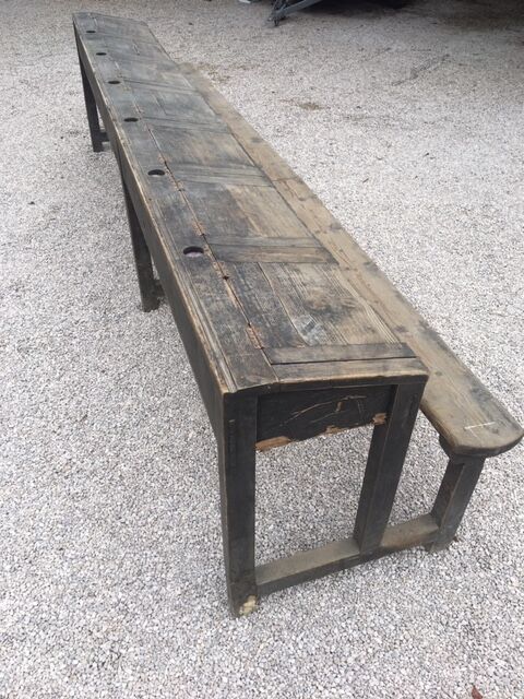 Bureau d'écolier de 3,30 m en bois 7 places