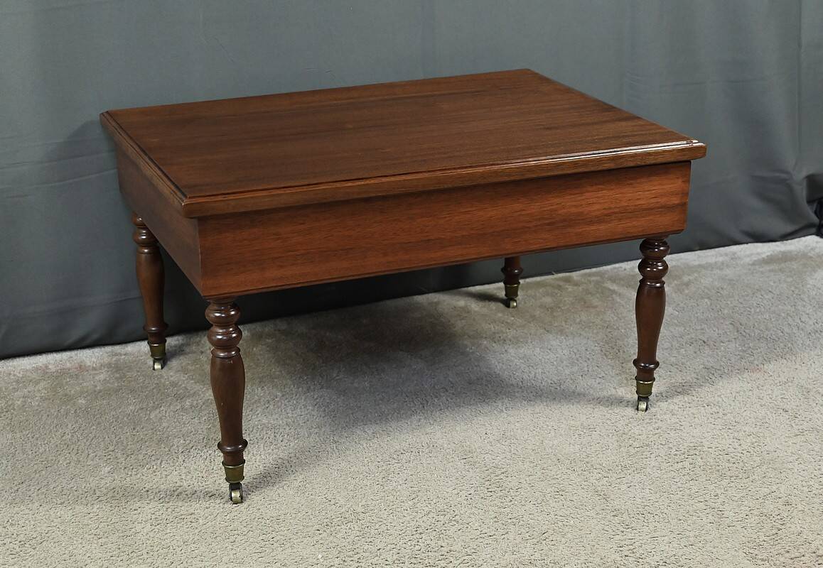 Rolling coffee table in solid mahogany, Louis-Philippe style – Late 19th century