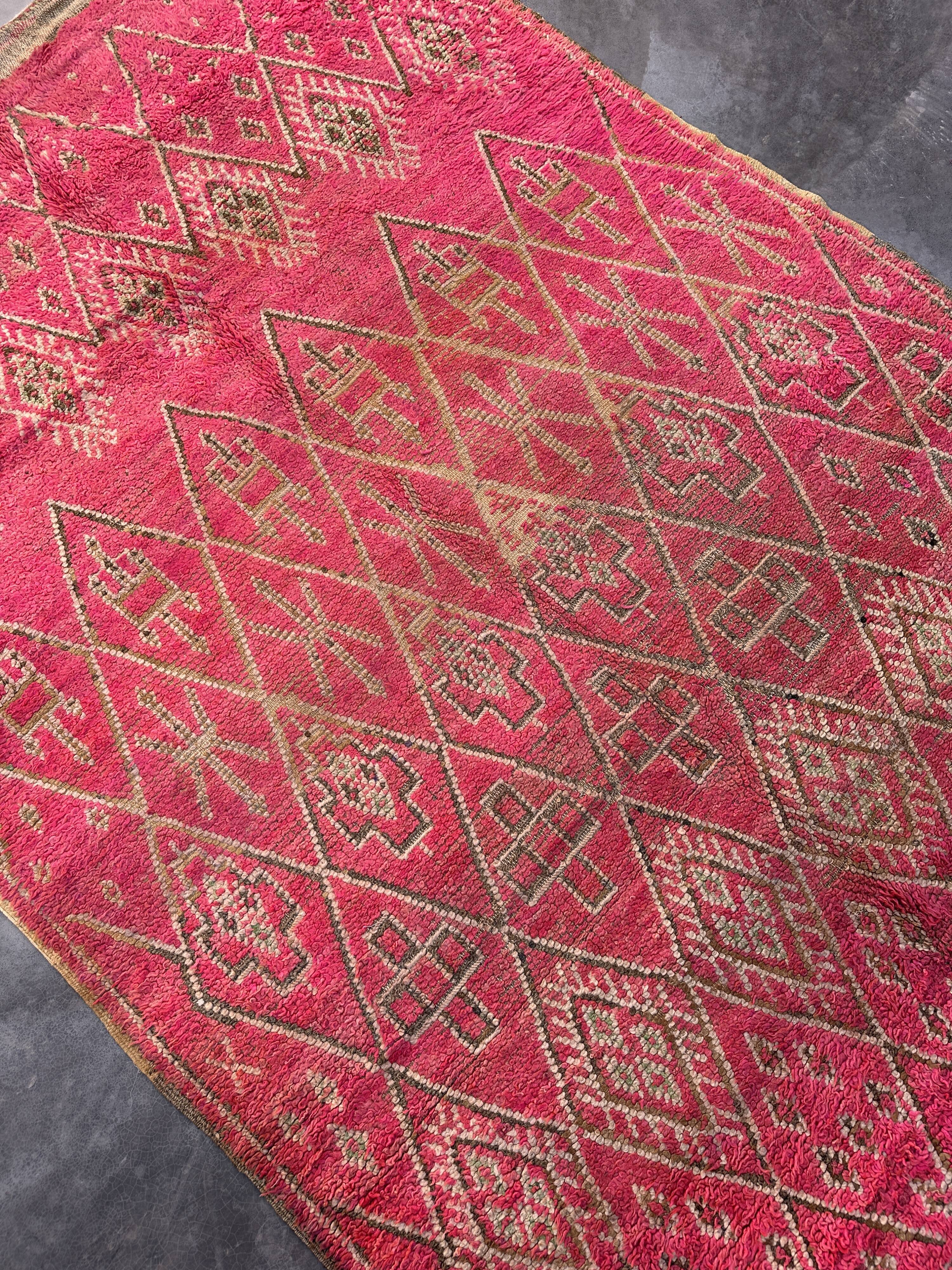 Moroccan Carpet - 192 x 277 cm