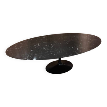 Vintage Eero Saarinen Knoll oval tulip marble dining table