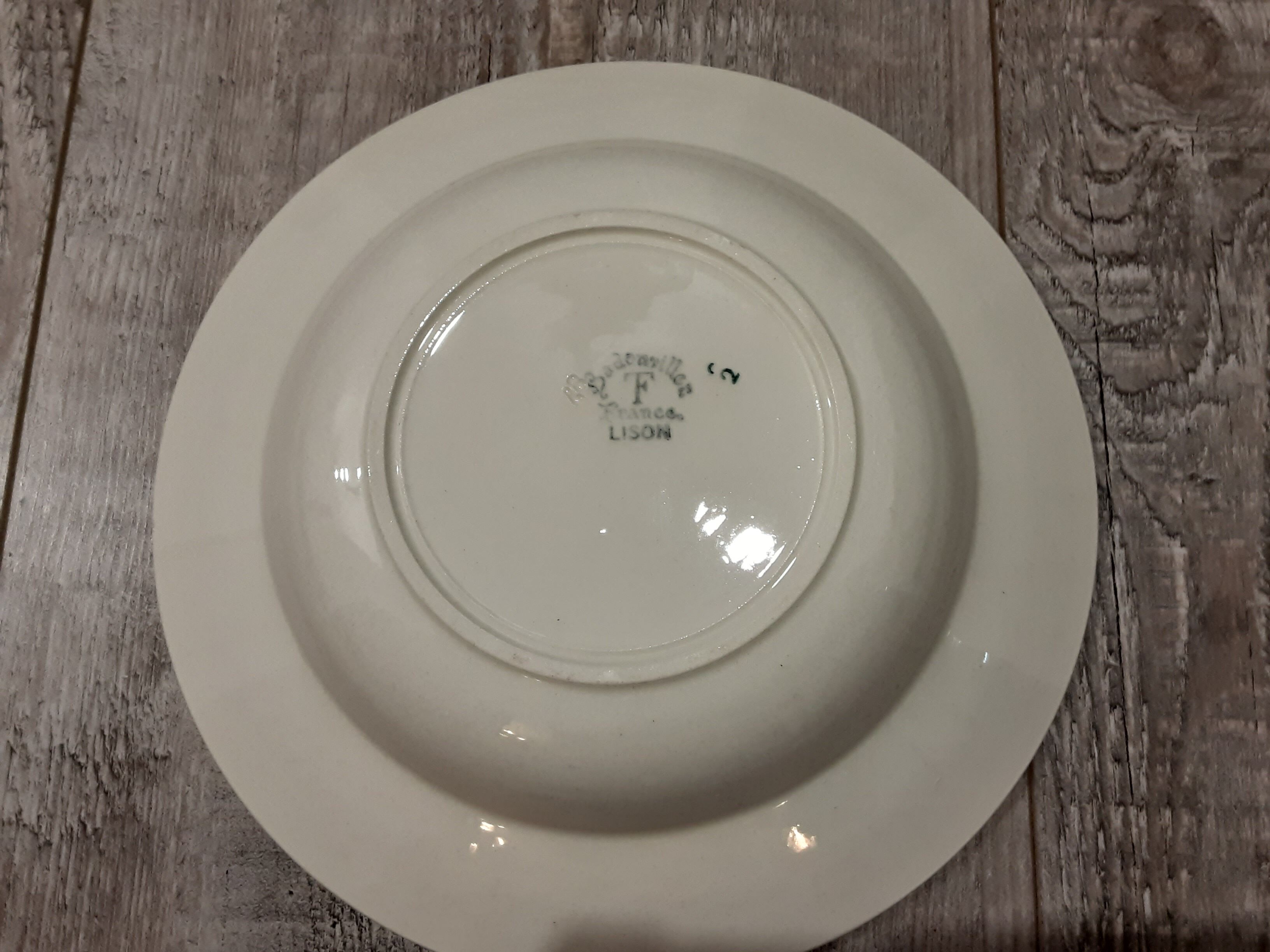 Old hollow plate Badonviller.  Lison France