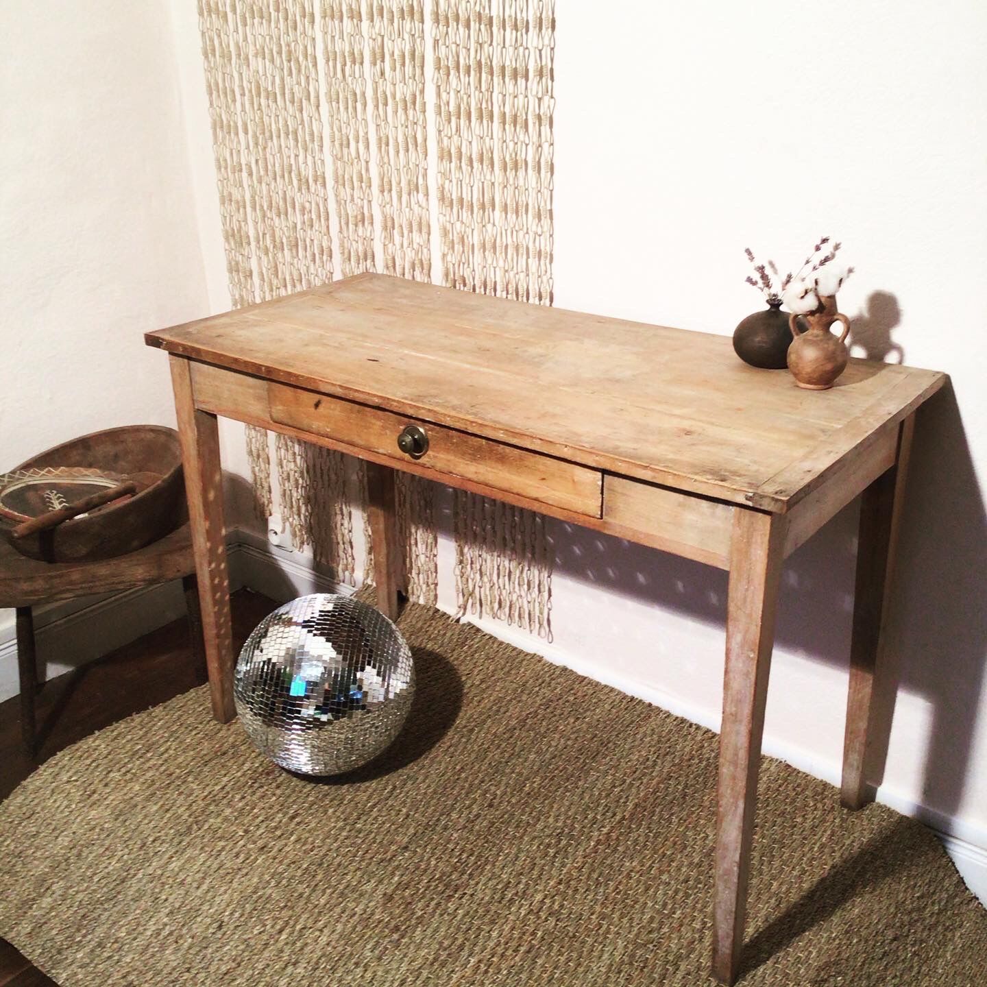 Farmhouse table 110x51cm