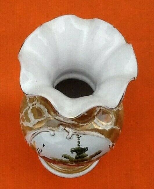 Baluster vase on foot-shower Ceramic decoration house in undergrowth