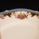 Porcelain presentation dish and its plate