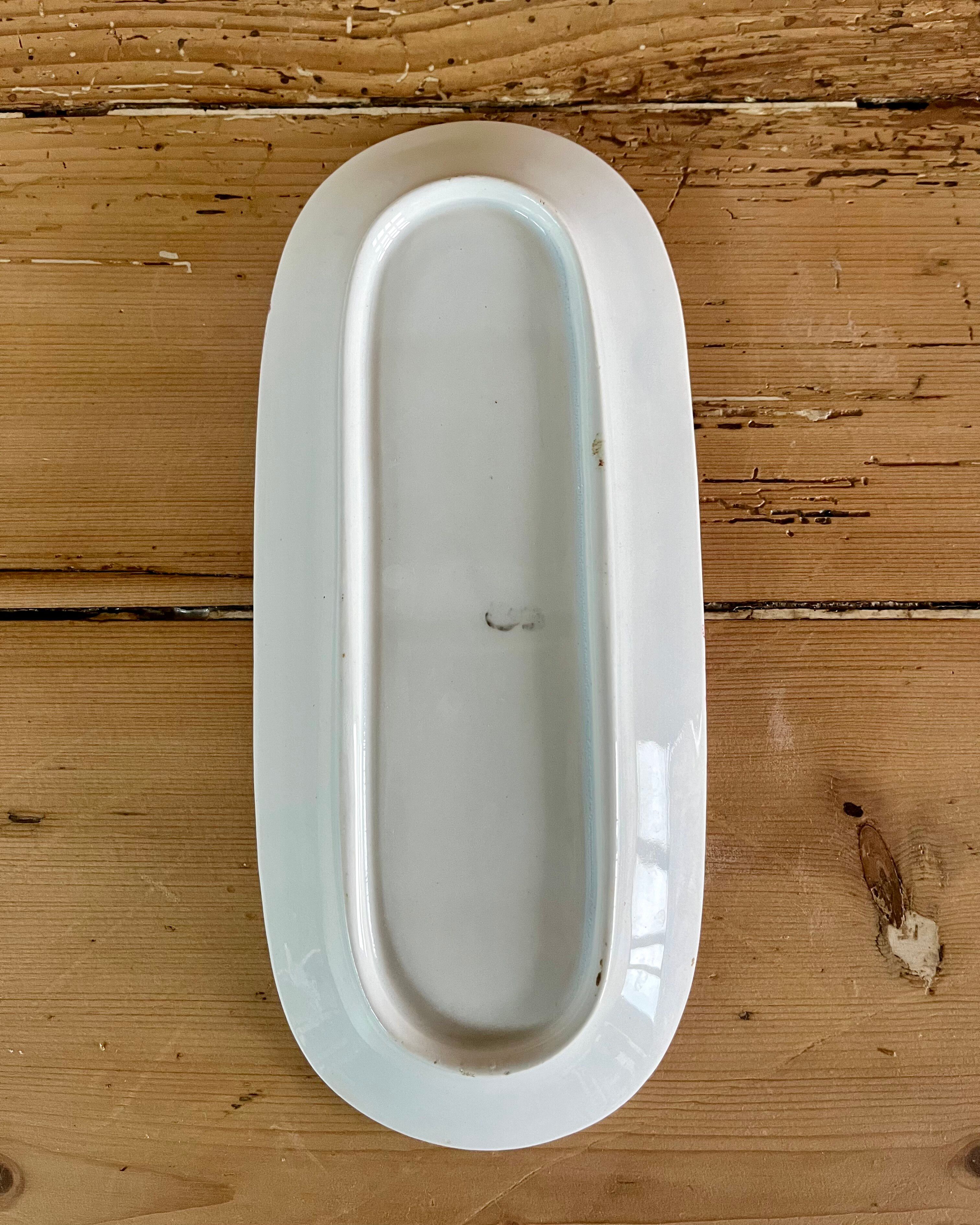 Iron clay soap dish