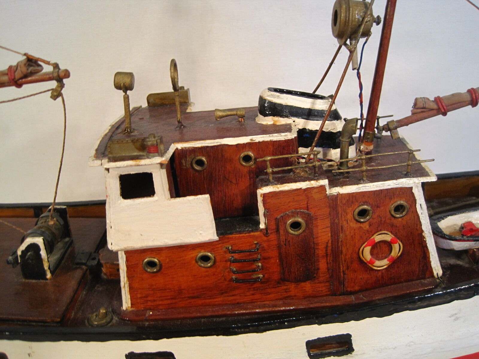 Artisanal wooden model, basin boat, motor toy, fishing trawler