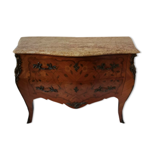 Ancienne commode de style louis