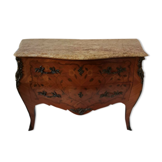 Ancienne commode de style louis 15