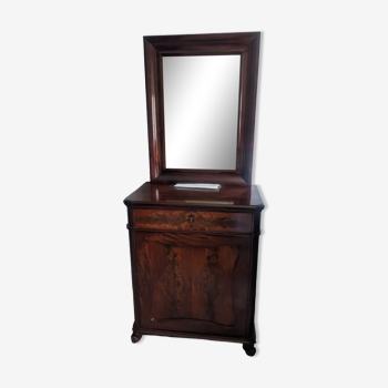 Mahogany chest of drawers with claw feet and mirror