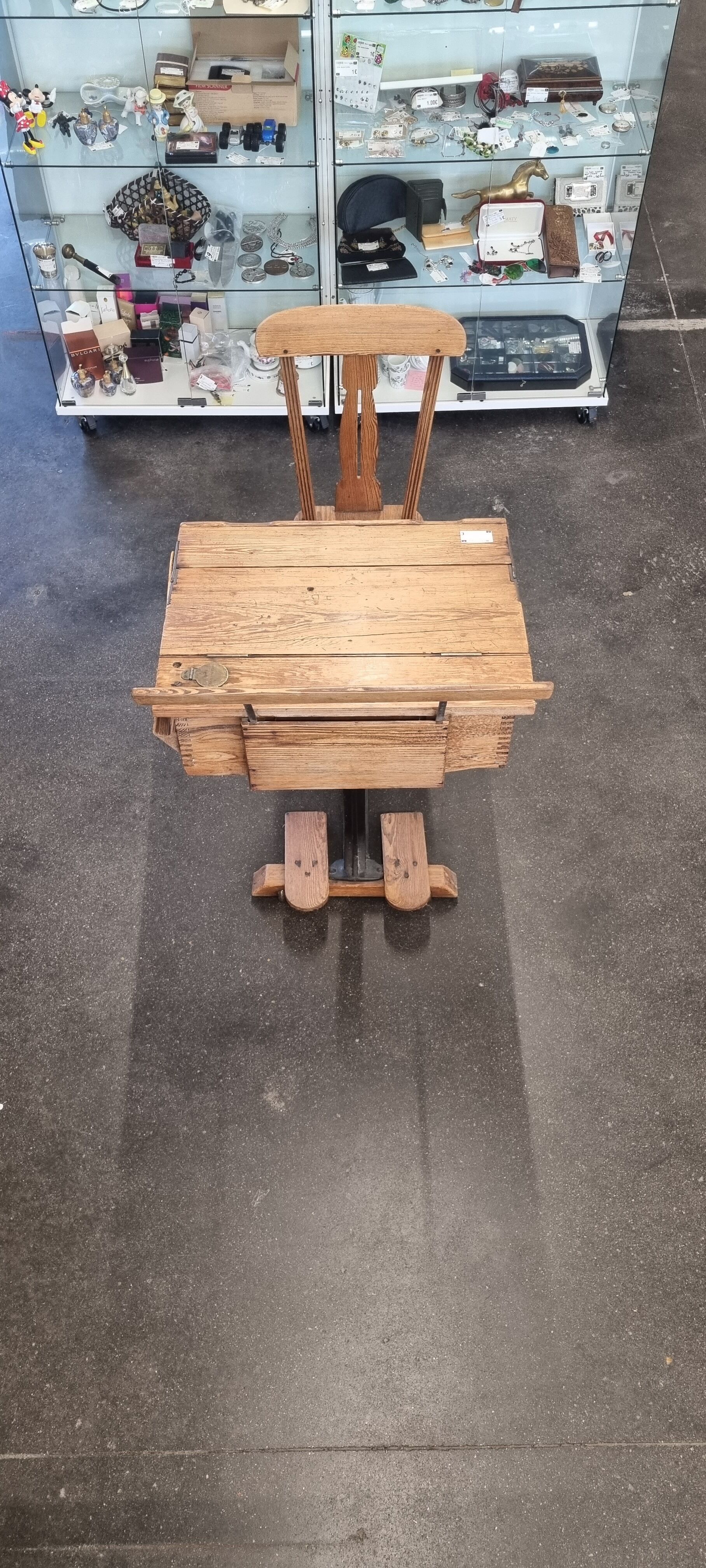 English Supervisory Office