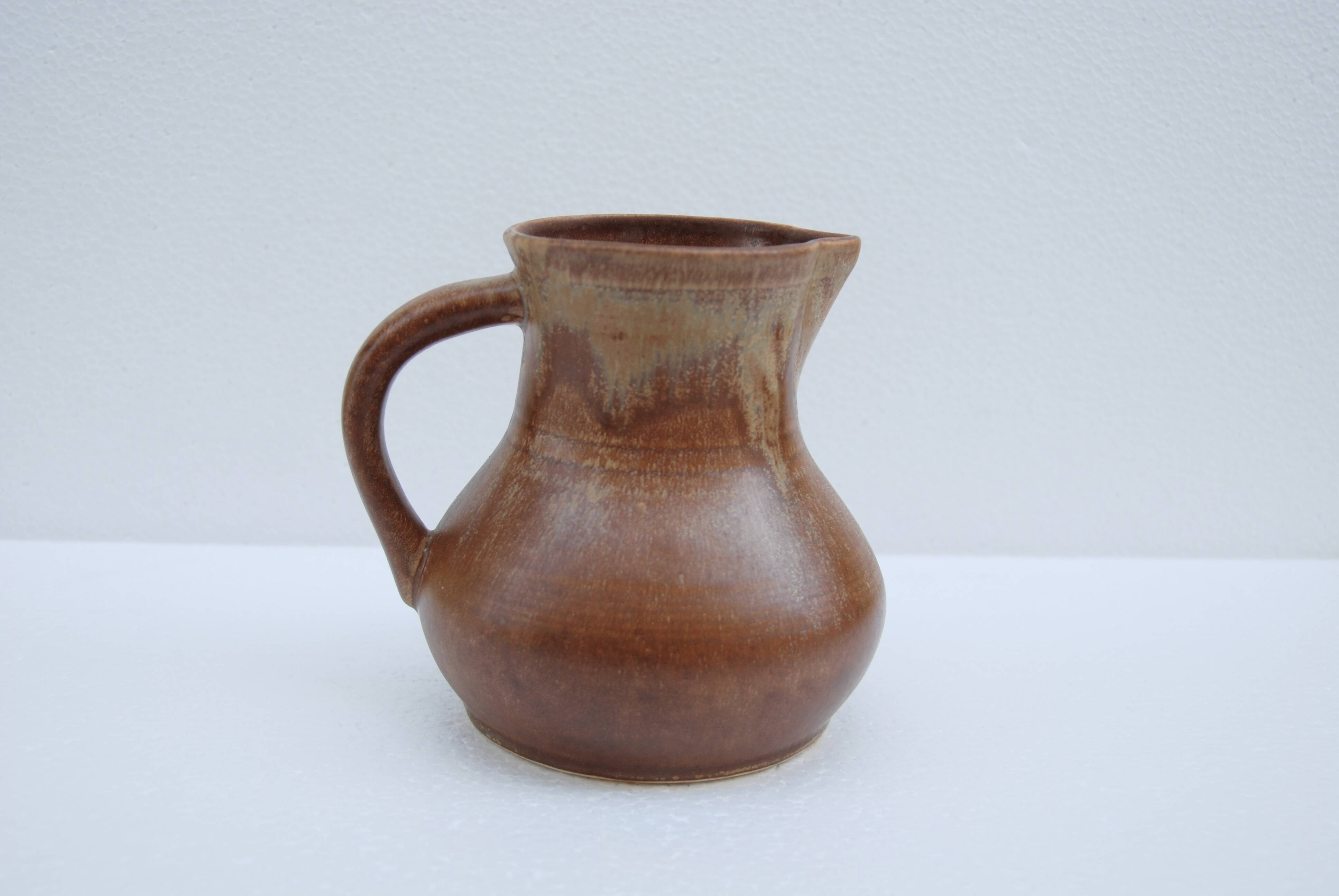 Vintage enamelled stoneware water jug pitcher 1 liter