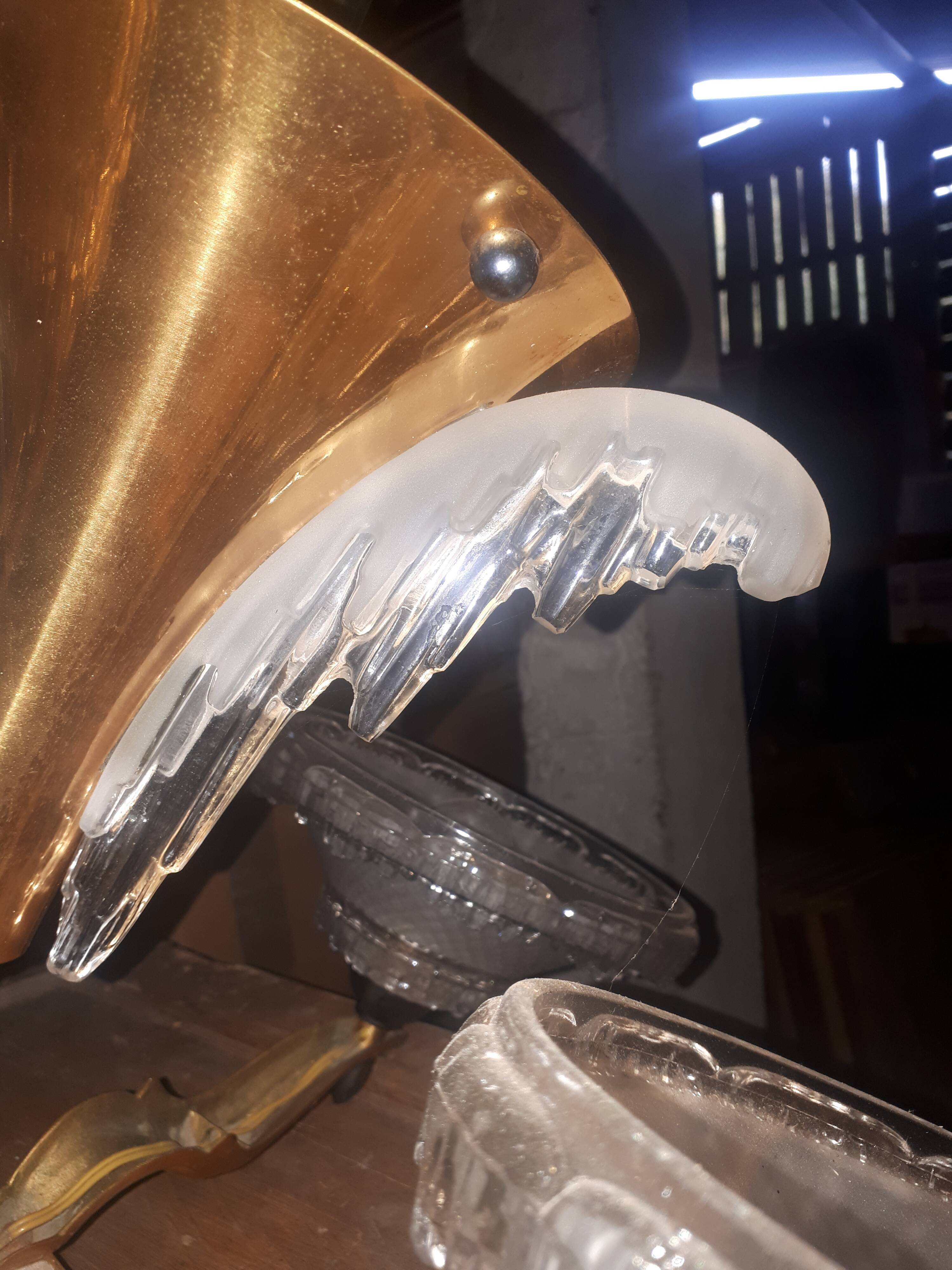 Chandelier of the Maison Ezan