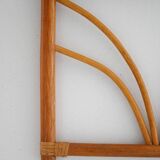 Miroir mural scandinave des années 1970 avec cadre en bambou courbé