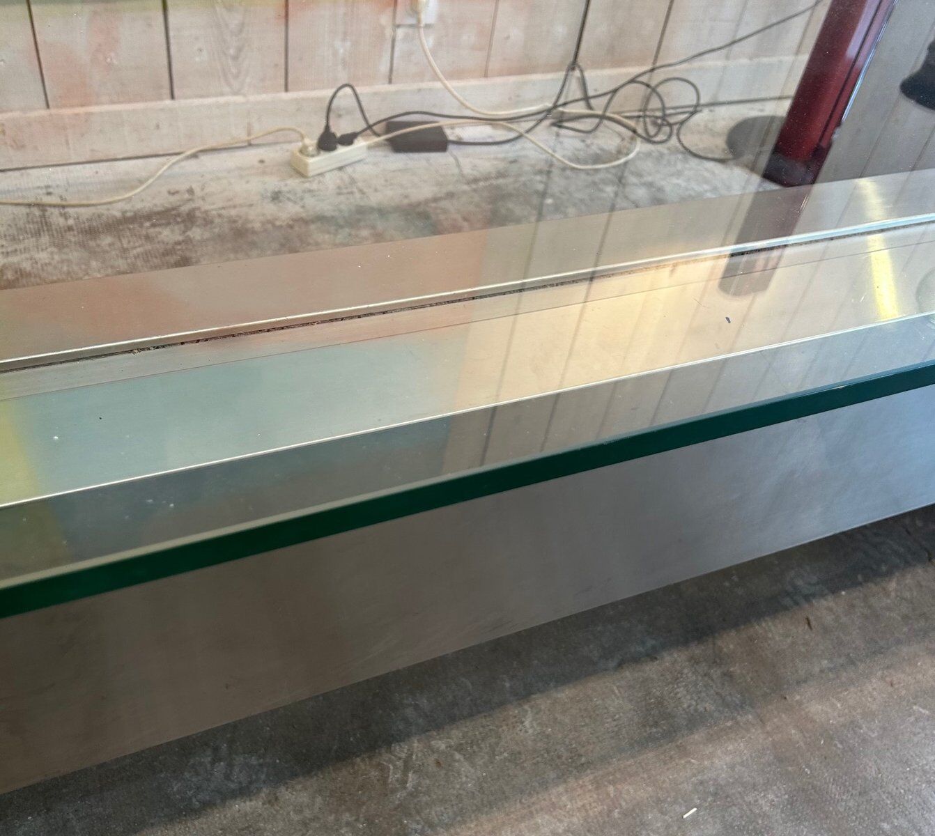 Desk T403 by Osvaldo Borsani for Tecno, 1970s