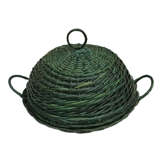 Wicker fruit tray