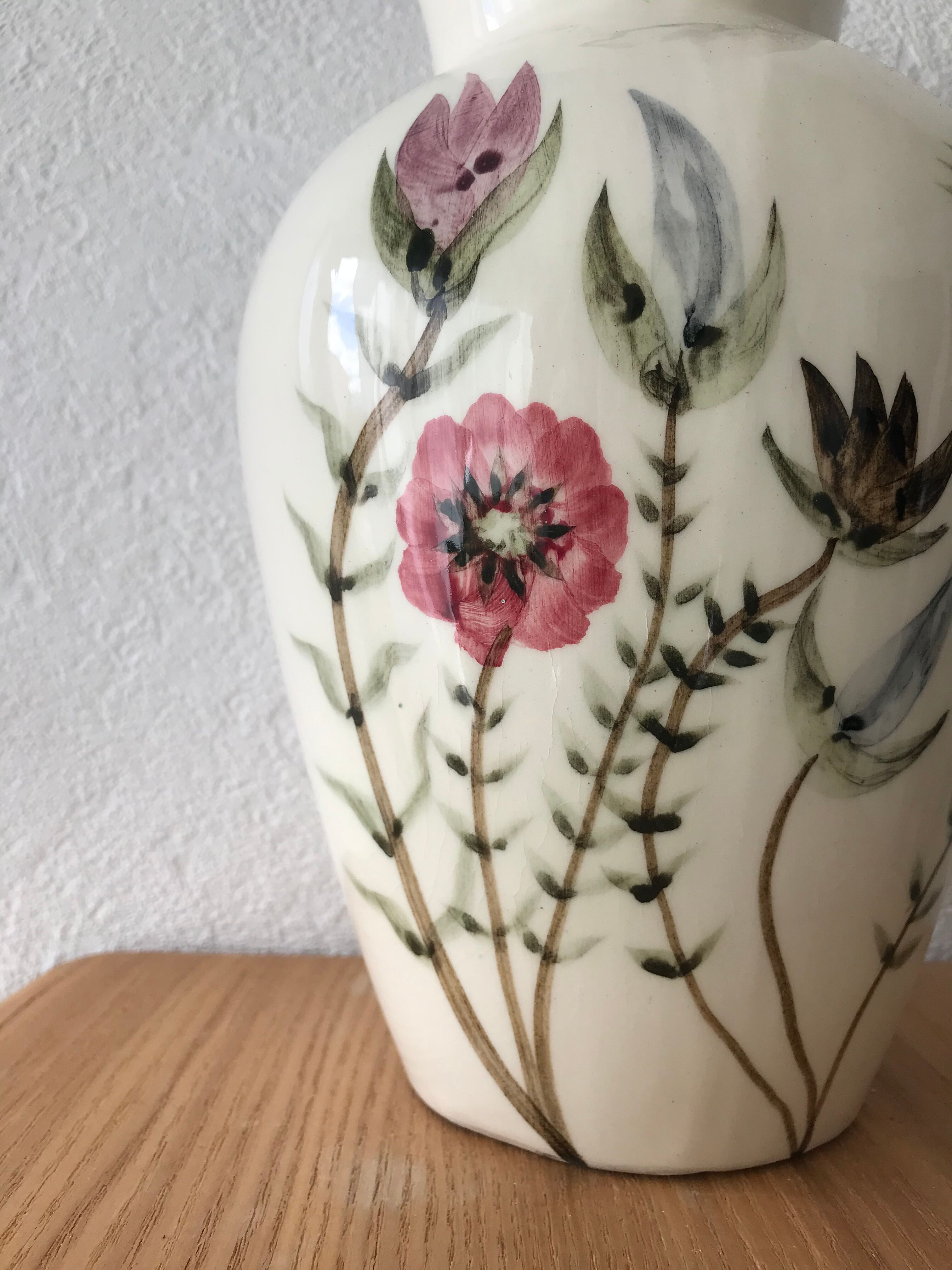 Vase earthenware floral decoration Pegomas sign Chiffron