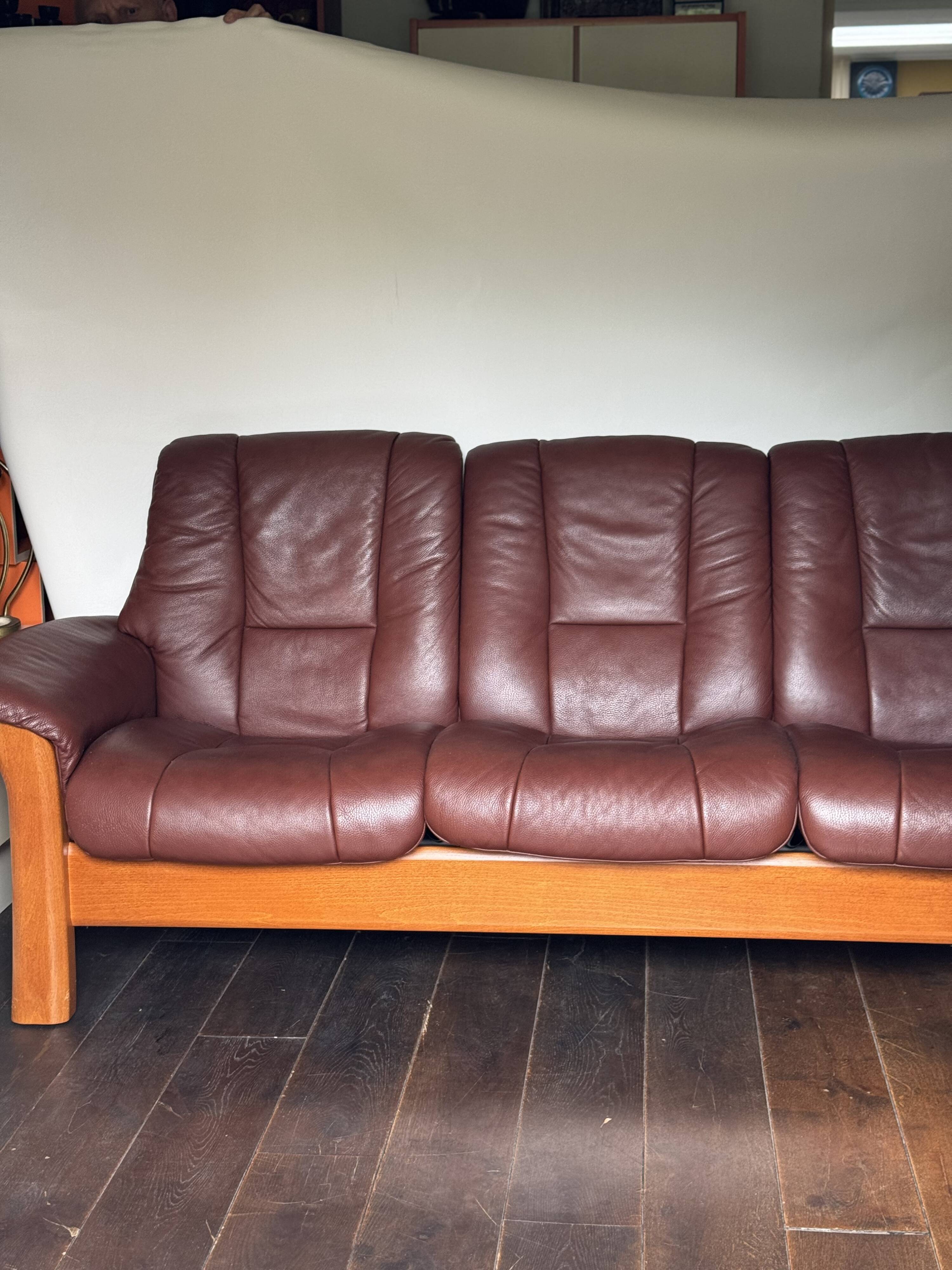 Erkones Stressless 3-seater leather reclining sofa