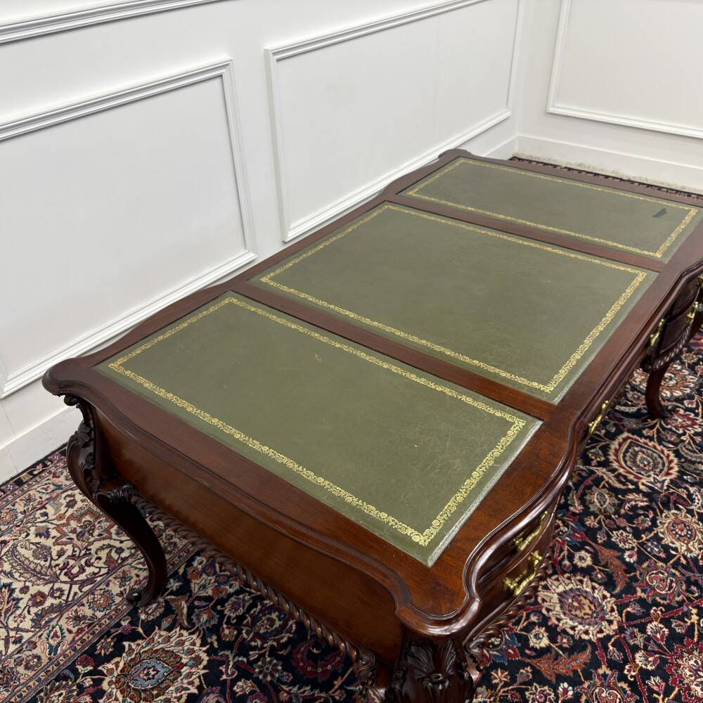 Bureau d'écriture anglais antique classique